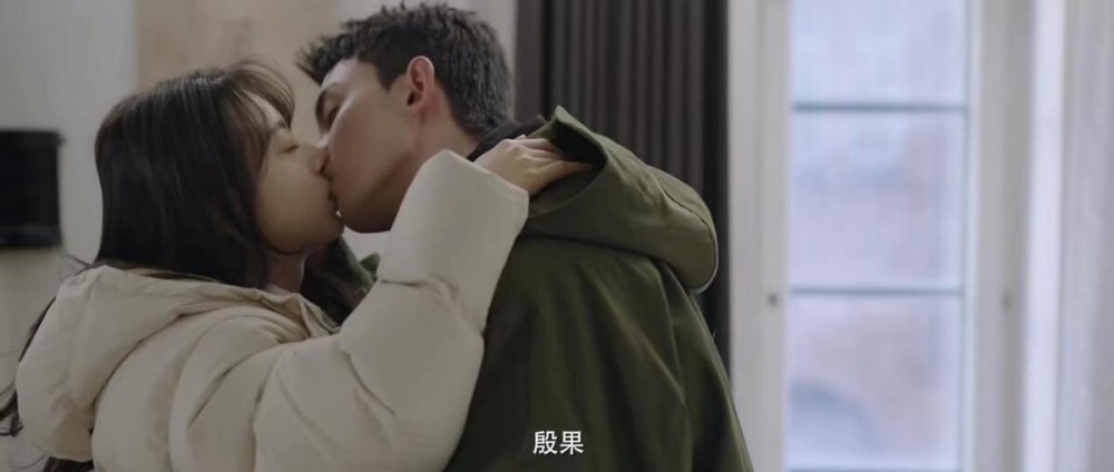 鼎点娱乐:开播就是热度冠军,吴磊赵今麦那场吻戏,满足了我的全部幻想
